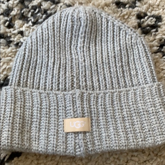UGG Accessories - UGG hat